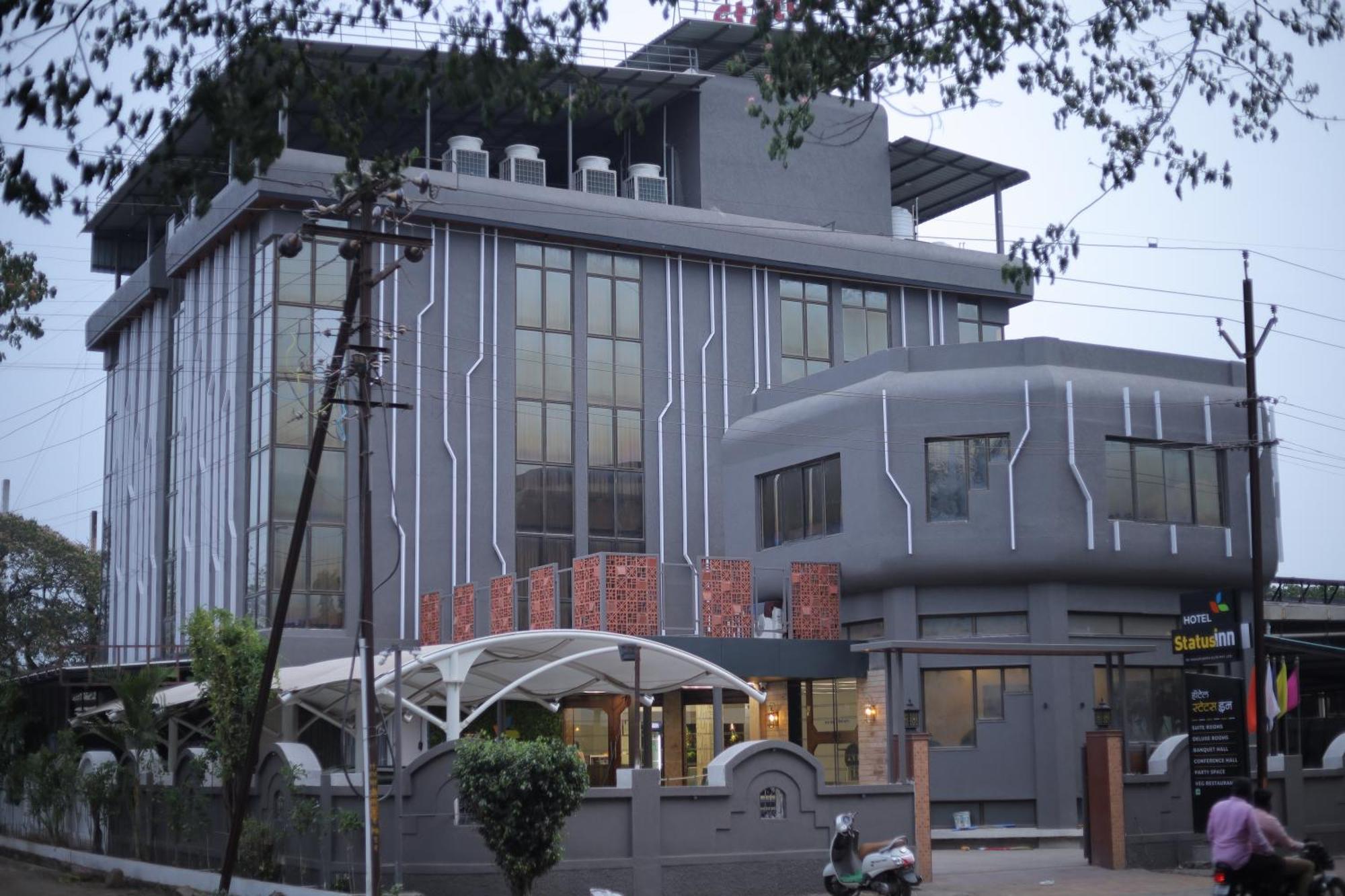Hotel Statusinn, Ichalkaranji Exterior foto
